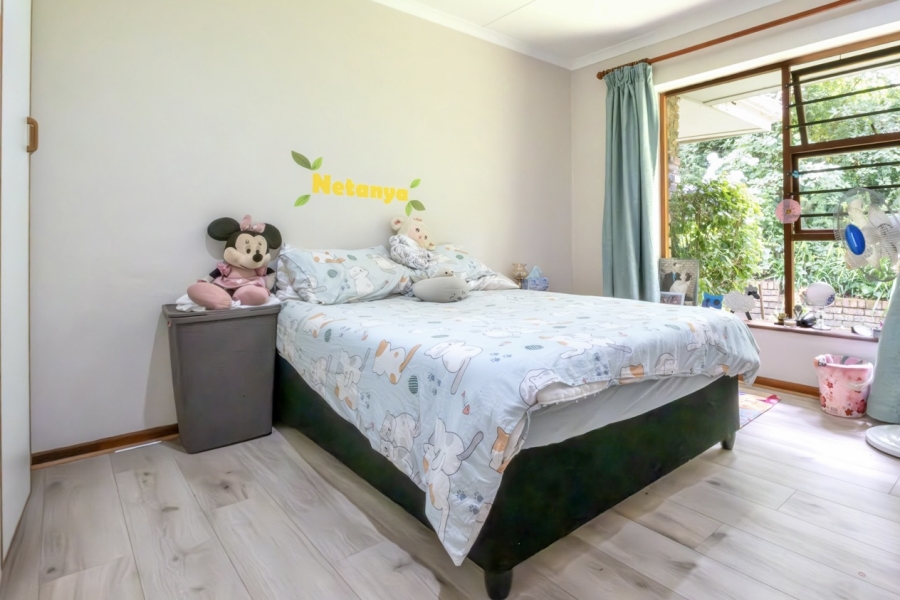 5 Bedroom Property for Sale in Fernridge Western Cape